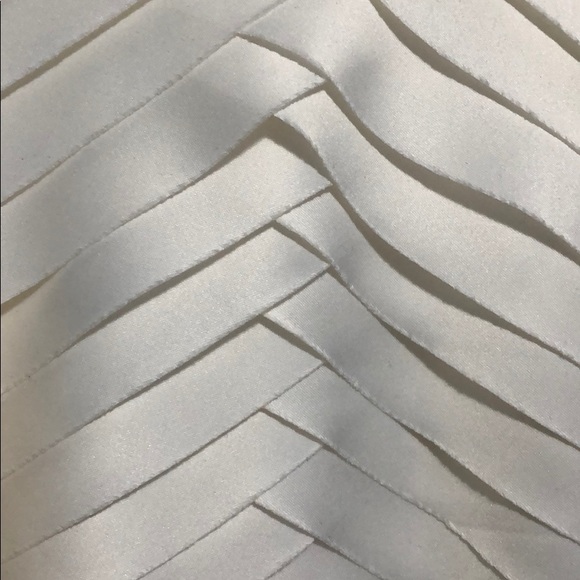 Bebe Bridal Gown - Picture 4 of 6